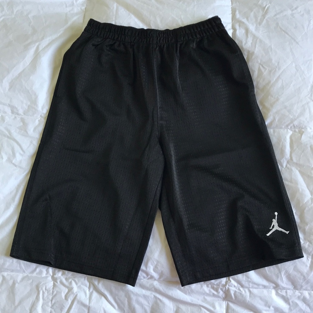 Large Jordan shorts 12-13 years